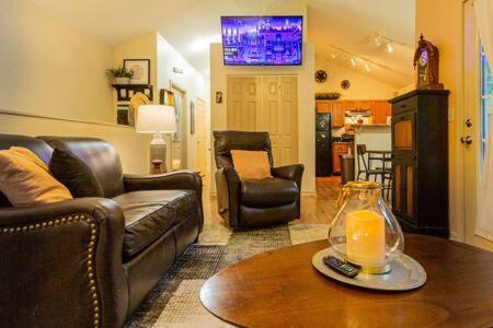 Lodge G Sasquatch Lodges Sleeps 13 蓋特林堡 外观 照片